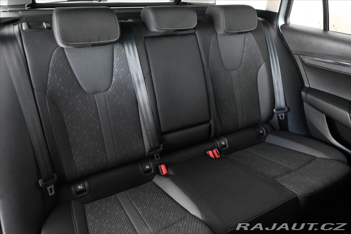 Škoda Octavia 2,0 TDi 110kW DSG *Style* 2023