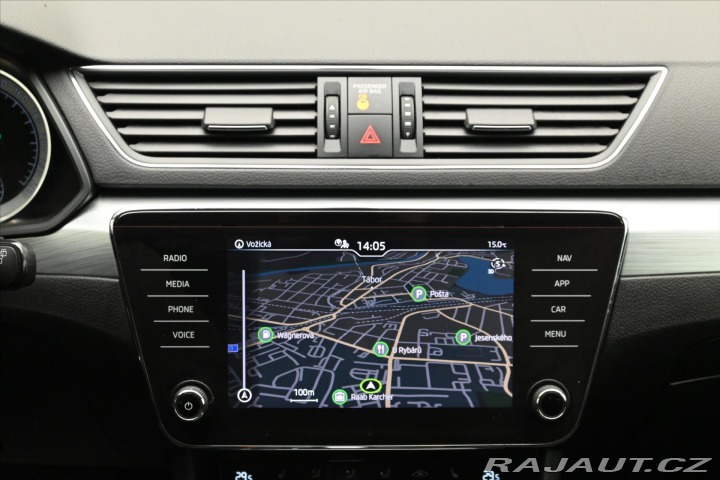 Škoda Superb 1,5 TSI 110 kW DSG Busine 2021