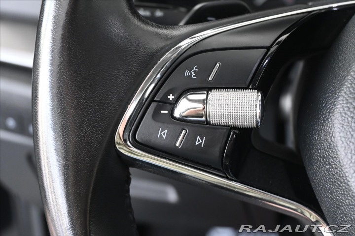 Škoda Octavia 2,0 TDi 110 kW DSG AMBIEN 2021