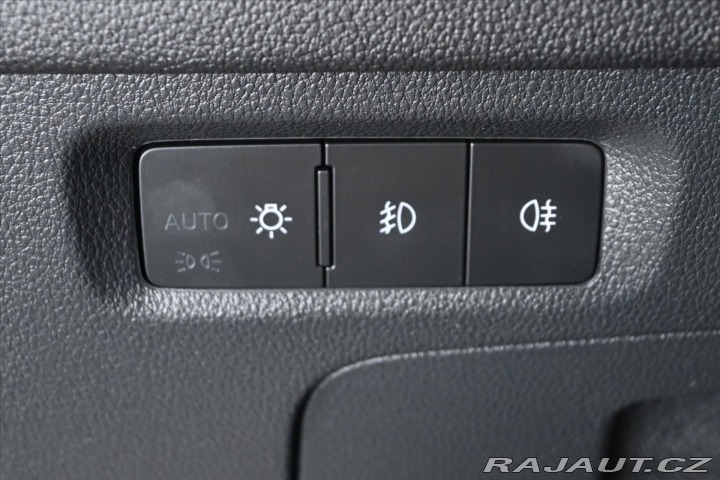 Škoda Octavia 2,0 TDi 110 kW DSG AMBIEN 2021