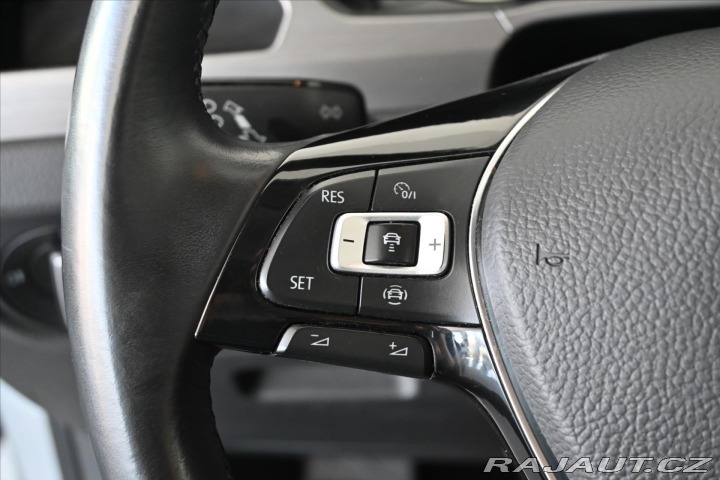 Volkswagen Touran 2,0 TDI 110 kW COMFORTLIN 2020