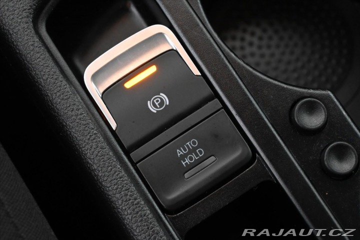 Volkswagen Touran 2,0 TDI 110 kW COMFORTLIN 2020