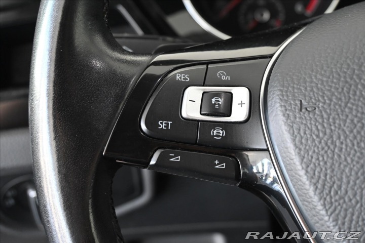Volkswagen Touran 2,0 TDI 110kW DSG 7Míst H 2021
