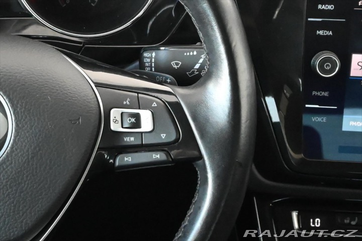 Volkswagen Touran 2,0 TDI 110 kW DSG 7Míst 2021