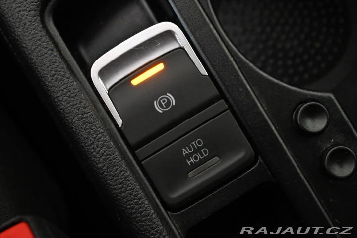 Volkswagen Touran 2,0 TDI 110 kW DSG 7Míst 2021