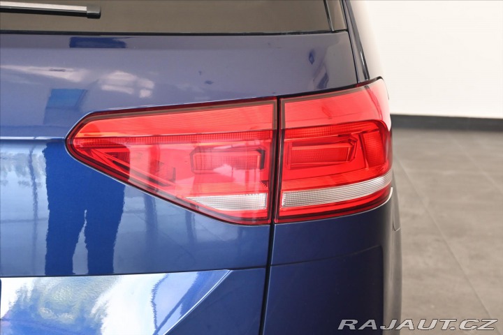 Volkswagen Touran 2,0 TDI 110 kW DSG 7Míst 2021