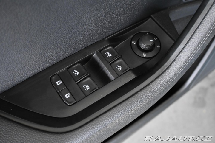 Škoda Superb 2,0 TDI 110 kW Style Záru 2020