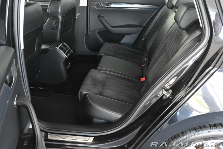 Škoda Superb 2,0 TDI 110 kW DSG Style 2020