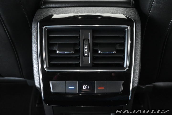 Škoda Superb 2,0 TDI 110 kW*DSG*STYLE* 2020