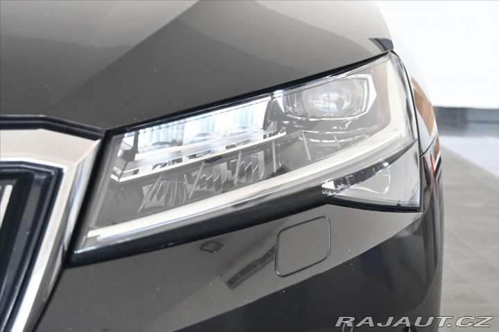 Škoda Superb 2,0 TDI 110 kW*DSG*STYLE* 2020