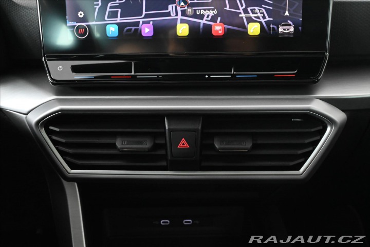 Seat Leon 2,0 TDI 110kW FR DSG PANO 2022