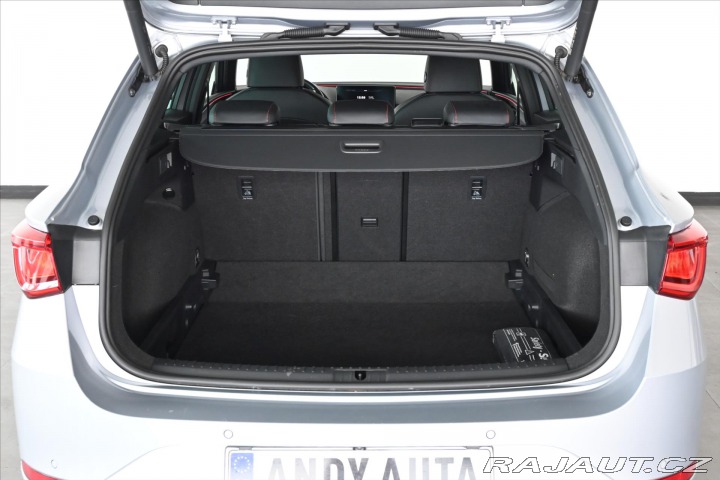 Seat Leon 2,0 TDI 110kW FR DSG PANO 2022