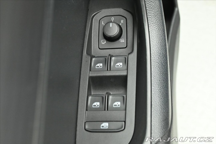 Škoda Karoq 1,0 TSI 85kW Ambition Zár 2020