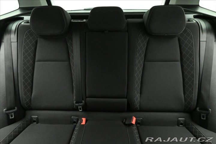 Škoda Karoq 1,0 TSI 85kW Ambition Zár 2020