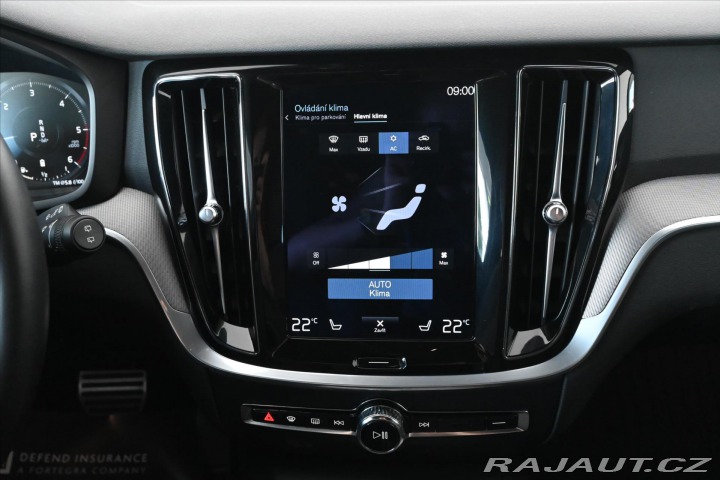 Volvo V60 2,0 B4 162 kW AT8 R-Desig 2022