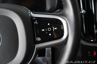 Volvo V60 2,0 B4 162 kW AT8 R-Desig 2022