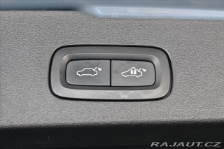 Volvo V60 2,0 B4 162 kW AT8 R-Desig 2022