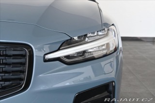 Volvo V60 2,0 B4 162 kW AT8 R-Desig 2022