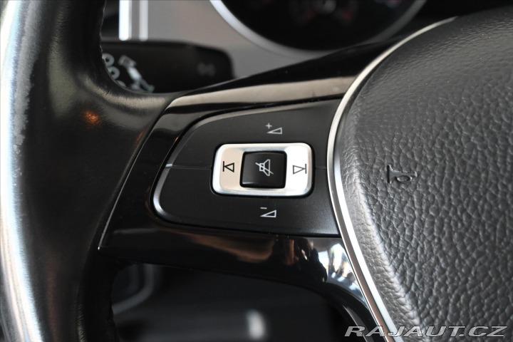 Volkswagen Golf Sportsvan 1,6 TDi 85 kW NAVI Záruka 2019