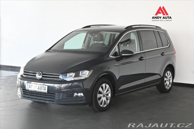 Volkswagen Touran 2,0 TDi 110 kW DSG 7/Míst