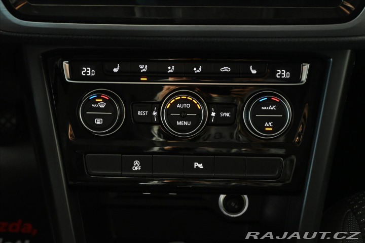 Volkswagen Touran 2,0 TDi 110 kW DSG 7/Míst 2021