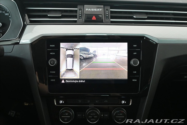 Volkswagen Passat 2,0 TDI 140 kW DSG Busine 2020