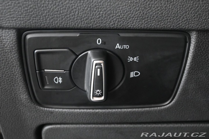 Volkswagen Passat 2,0 TDI 140 kW DSG Busine 2020