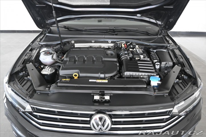 Volkswagen Passat 2,0 TDI 140 kW*DSG*BUSINE 2020