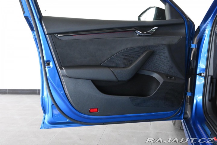 Škoda Octavia 2,0 RS TDI 147 kW DSG Zár 2022