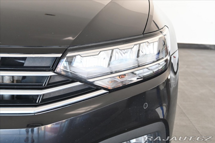 Volkswagen Passat 2,0 TDI 110 kW DSG BUSINE 2022