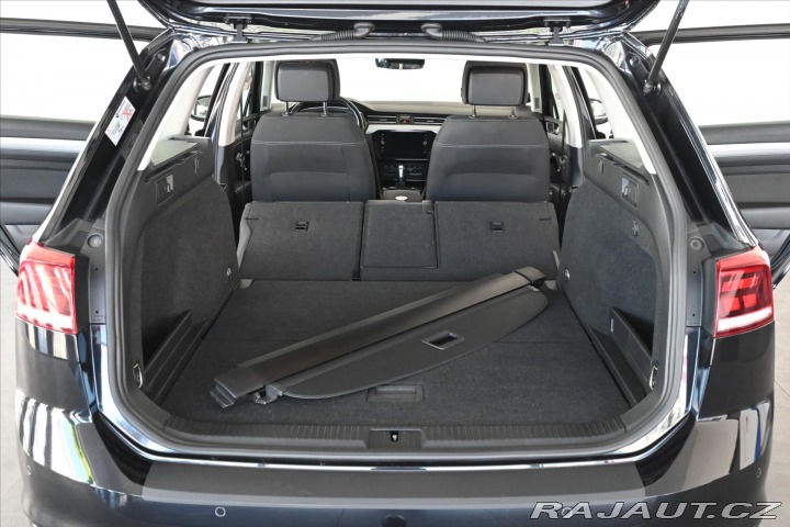 Volkswagen Passat 2,0 TDI 110 kW DSG BUSINE 2022