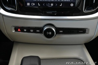 Volvo V60 2,0 B4 145 KW AT8 INSCRIP 2022