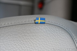 Volvo V60 2,0 B4 145 KW AT8 INSCRIP 2022