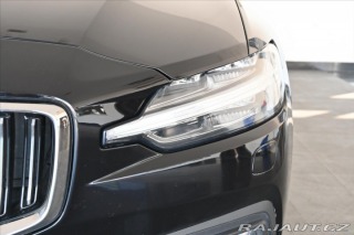 Volvo V60 2,0 B4 145 KW AT8 INSCRIP 2022