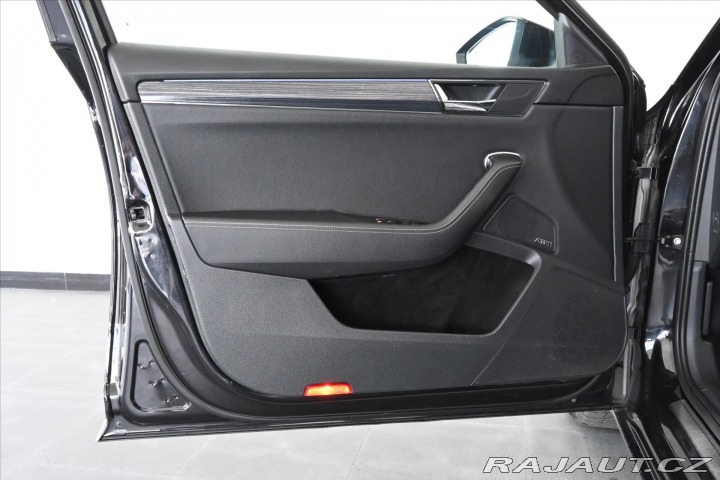 Škoda Superb 2,0 TDi 110kW DSG STYLE Z 2021