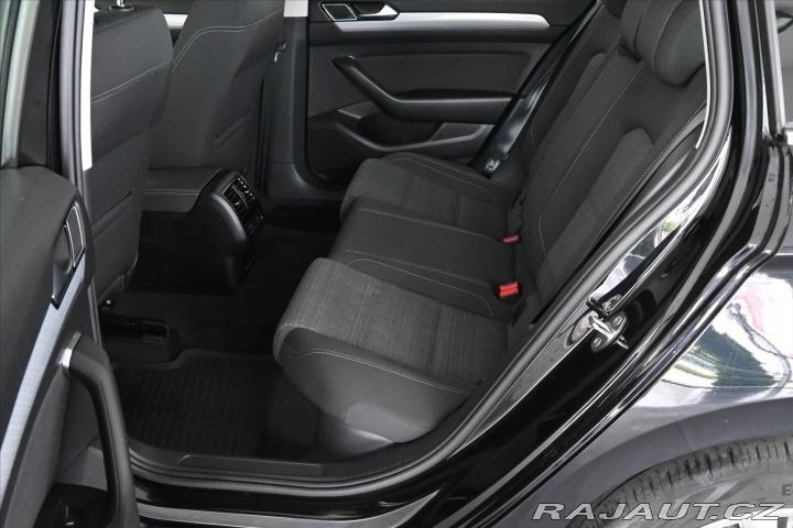 Volkswagen Passat 2,0 TDI 110 kW DSG Busine 2020