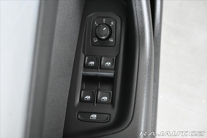 Volkswagen Passat 2,0 TDI 110 kW DSG Busine 2020