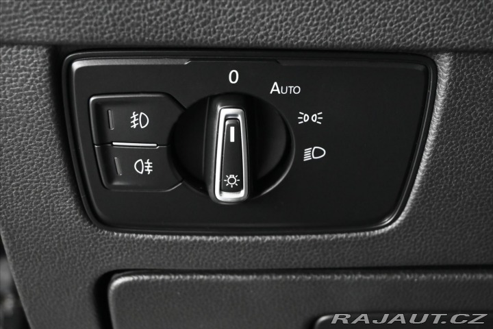 Volkswagen Passat 2,0 TDI 110 kW DSG Busine 2020