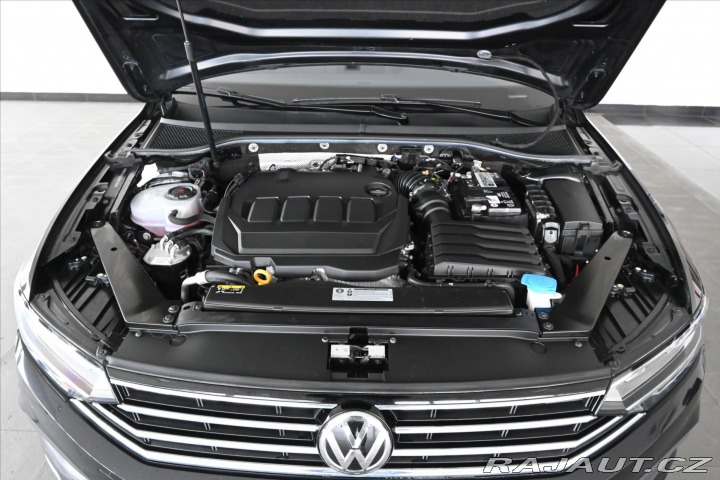 Volkswagen Passat 2,0 TDI 110 kW DSG Busine 2020