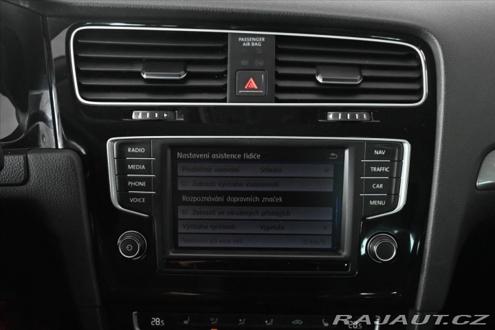 Volkswagen Golf 1,6 TDi 81 kW ALLSTAR Zár 2016