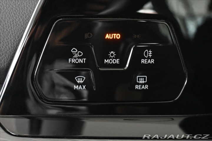 Volkswagen Golf 2,0 TDI 110kW DSG Style Z 2021