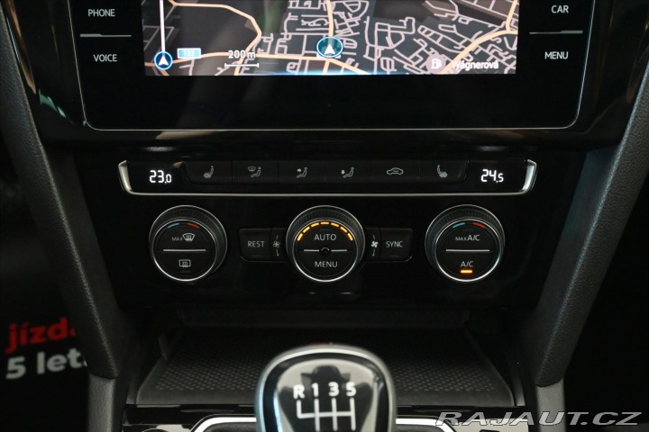 Volkswagen Passat 2,0 TDI 110kW Elegance LE 2020