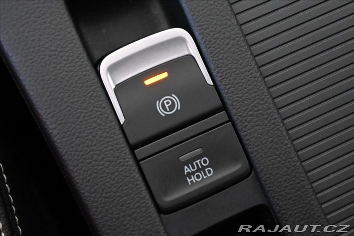 Volkswagen Passat 2,0 TDI 110kW Elegance LE 2020