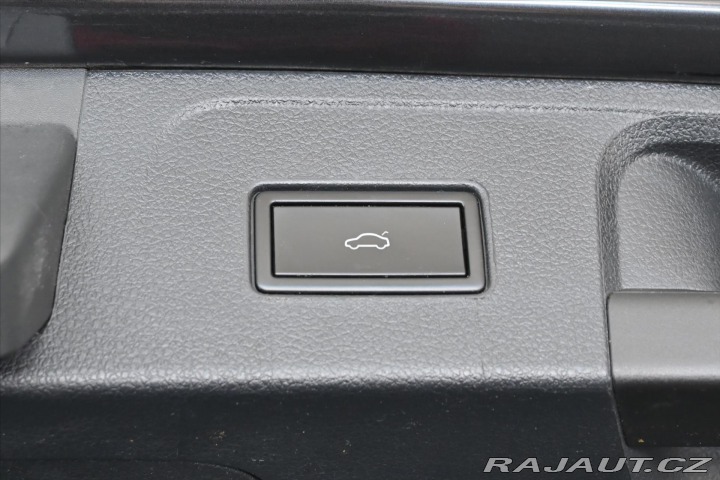 Volkswagen Passat 2,0 TDI 110 kW Elegance L 2020