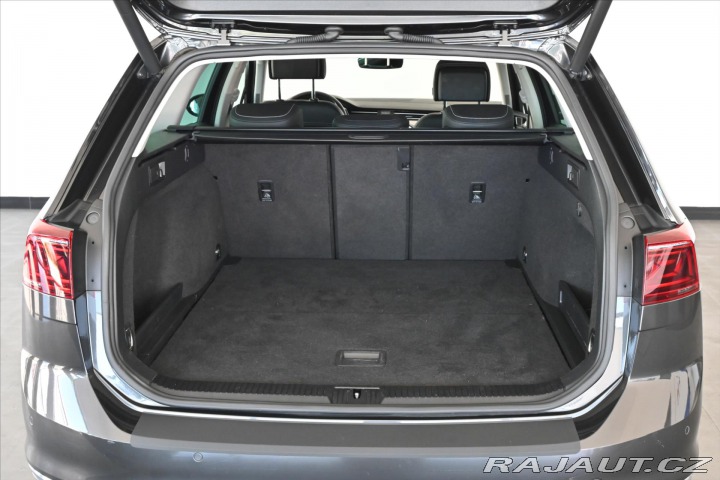 Volkswagen Passat 2,0 TDI 110kW Elegance LE 2020