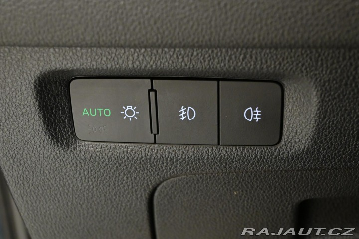 Škoda Octavia 2,0 TDi 110kW DSG Busines 2021