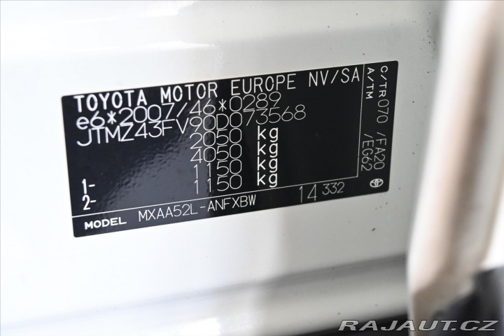 Toyota RAV4 2,0 VVT-iE 130 kW Navi Co 2021