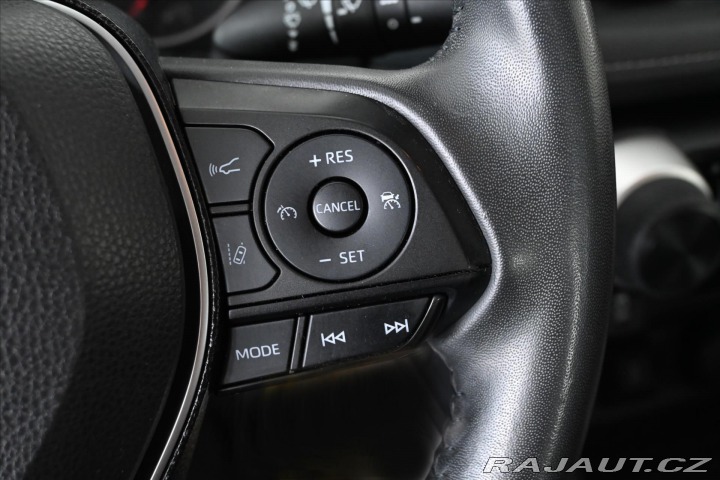 Toyota RAV4 2,0 VVT-iE 130 kW Navi Co 2021