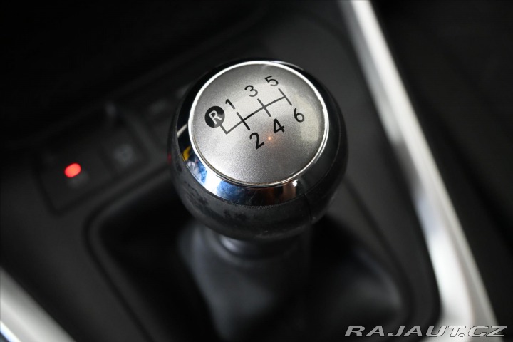 Toyota RAV4 2,0 VVT-iE 130kW NAVI Com 2021