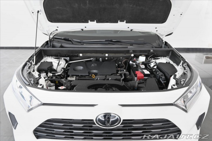 Toyota RAV4 2,0 VVT-iE 130 kW Navi Co 2021